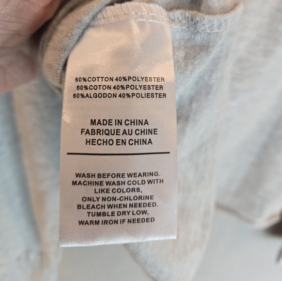 Hang Ten Teens Pull Over Cropped Long Sleeve T-Shirt Sz 14 Gray-Colorful Graphic - Picture 7 of 7